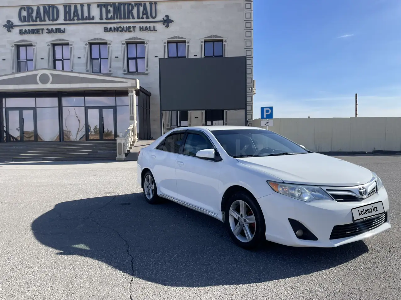 Toyota Camry, 2012