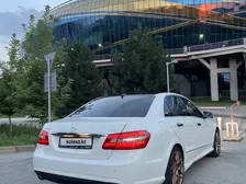 Mercedes-Benz E-Class, 2009