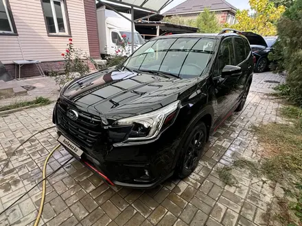 Subaru Forester 2022 года за 14 500 000 тг. в Алматы