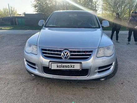 Volkswagen Touareg 2007 года за 7 000 000 тг. в Костанай