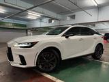 Lexus RX 500h 2022 года за 41 500 000 тг. в Астана – фото 2