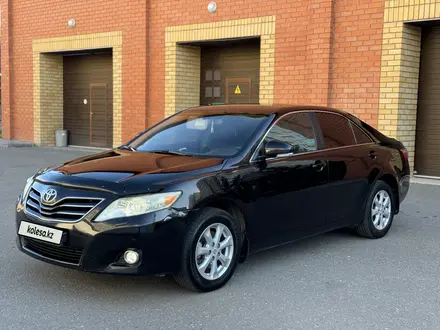 Toyota Camry 2011 года за 7 600 000 тг. в Астана