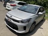 Kia Rio 2020 года за 4 900 000 тг. в Атырау