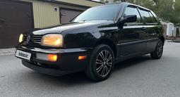 Volkswagen Golf 1996 годаүшін2 495 000 тг. в Караганда – фото 2