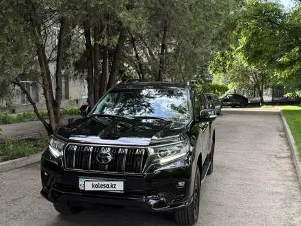 Toyota Land Cruiser Prado 2020 года за 34 700 000 тг. в Алматы