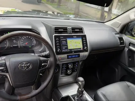 Toyota Land Cruiser Prado 2020 года за 34 700 000 тг. в Алматы – фото 9