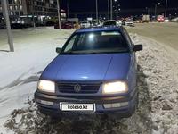 Volkswagen Vento 1993 годаfor1 800 000 тг. в Астана