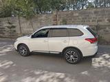 Mitsubishi Outlander 2015 годаүшін8 200 000 тг. в Алматы