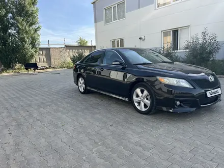 Toyota Camry 2011 года за 6 650 000 тг. в Актобе – фото 13