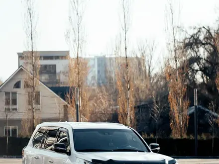 Lexus LX 570 2018 года за 46 500 000 тг. в Алматы – фото 33