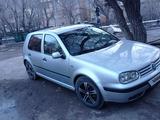 Volkswagen Golf 2000 года за 2 258 387 тг. в Балхаш – фото 3