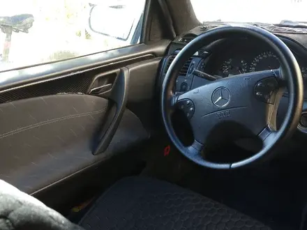 Mercedes-Benz E 320 2000 года за 4 300 000 тг. в Балхаш – фото 25