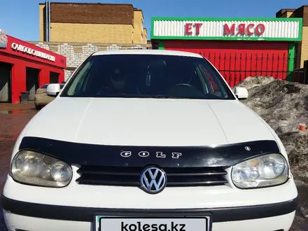 Volkswagen Golf 1999 года за 2 300 000 тг. в Астана