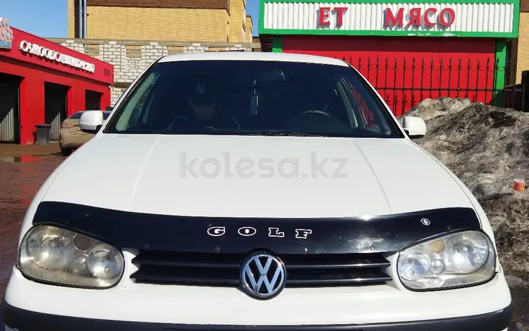 Volkswagen Golf 1999 годаүшін2 300 000 тг. в Астана