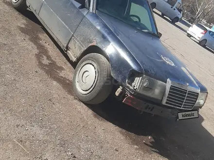 Mercedes-Benz E 230 1988 года за 600 000 тг. в Караганда – фото 2