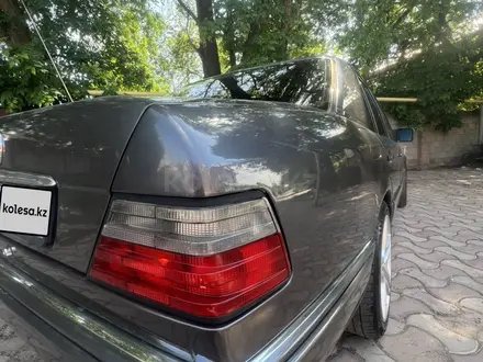 Mercedes-Benz E 280 1995 года за 2 800 000 тг. в Алматы – фото 10