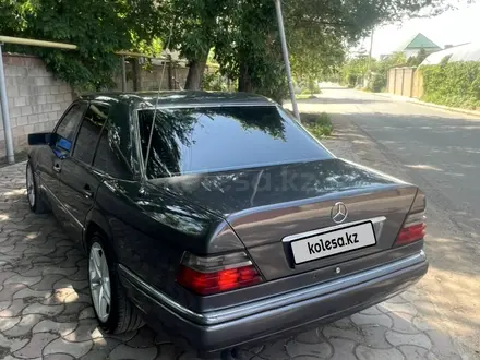 Mercedes-Benz E 280 1995 года за 2 800 000 тг. в Алматы – фото 7