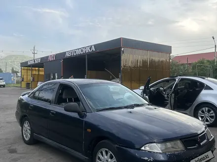 Mitsubishi Carisma 1995 года за 1 100 000 тг. в Алматы – фото 5
