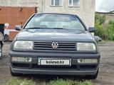Volkswagen Golf 1993 годаfor2 000 000 тг. в Караганда