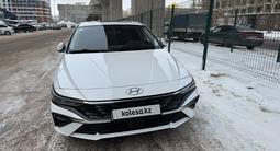 Hyundai Elantra 2024 годаfor9 100 000 тг. в Астана – фото 3