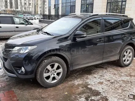 Toyota RAV4 2013 года за 10 800 000 тг. в Астана – фото 2