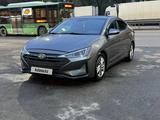 Hyundai Elantra 2019 года за 7 300 000 тг. в Алматы