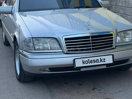 Mercedes-Benz C 280 1995 года за 3 500 000 тг. в Астана