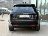 Land Rover Range Rover HSE 2025 года за 120 423 000 тг. в Алматы – фото 5