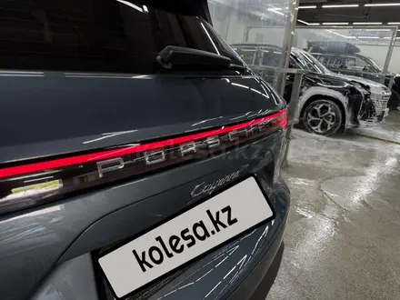 Porsche Cayenne 2018 года за 24 750 000 тг. в Караганда – фото 12