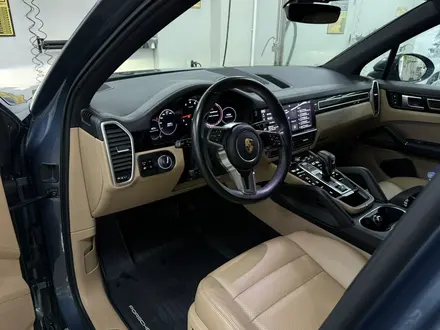 Porsche Cayenne 2018 года за 24 750 000 тг. в Караганда – фото 24