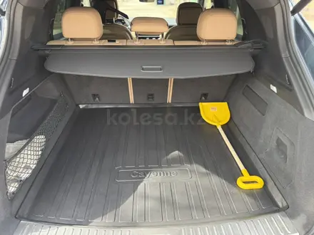 Porsche Cayenne 2018 года за 24 750 000 тг. в Караганда – фото 29
