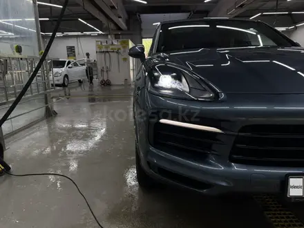 Porsche Cayenne 2018 года за 24 750 000 тг. в Караганда – фото 8