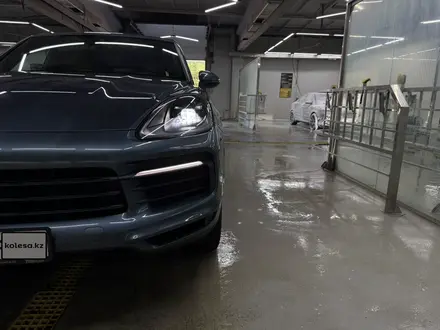 Porsche Cayenne 2018 года за 24 750 000 тг. в Караганда – фото 7