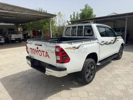 Toyota Hilux 2023 года за 20 200 000 тг. в Актау – фото 5