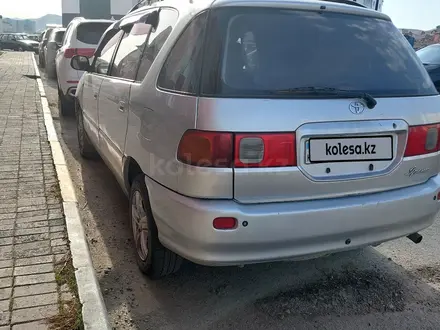 Toyota Ipsum 1997 года за 3 544 408 тг. в Алтай – фото 12