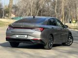 Hyundai Elantra 2023 года за 11 700 000 тг. в Алматы – фото 4