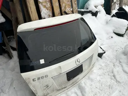 Крышка багажника универсал S204 за 50 000 тг. в Алматы – фото 2
