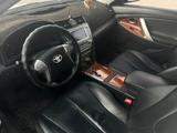 Toyota Camry 2011 года за 7 700 000 тг. в Актау – фото 2