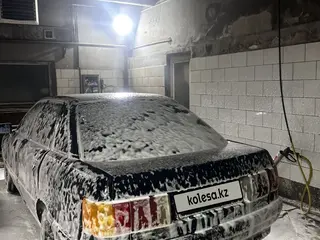 Audi 80