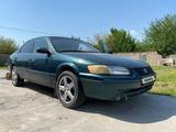 Toyota Camry 1997 года за 1 700 000 тг. в Шымкент