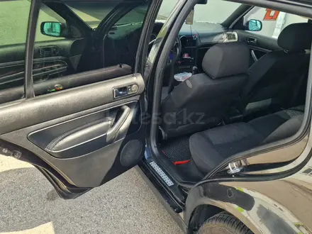 Volkswagen Golf 2002 года за 2 900 000 тг. в Алматы – фото 8