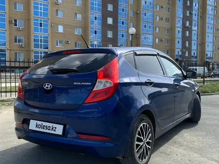 Hyundai Solaris 2014 года за 5 850 000 тг. в Актобе – фото 4