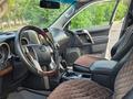Toyota Land Cruiser Prado 2010 года за 14 550 000 тг. в Караганда – фото 20