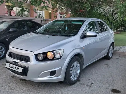 Chevrolet Aveo 2014 года за 3 200 000 тг. в Атырау – фото 4