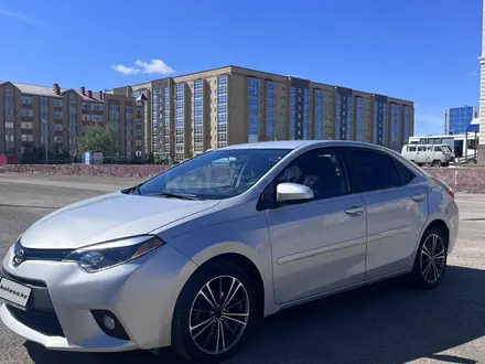 Toyota Corolla 2015 года за 7 400 000 тг. в Актобе