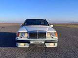 Mercedes-Benz E 320 1991 года за 1 900 000 тг. в Тараз – фото 2