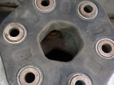 Эластичная муфта на Тойота с двигателем 3UZ 4.3-литровый V8 за 15 000 тг. в Алматы