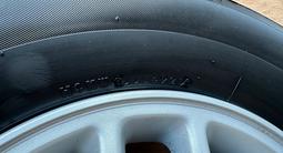 Диски с шинами Bridgestone LUFT-RV 215/65R15 6*139.7 за 140 000 тг. в Алматы – фото 5