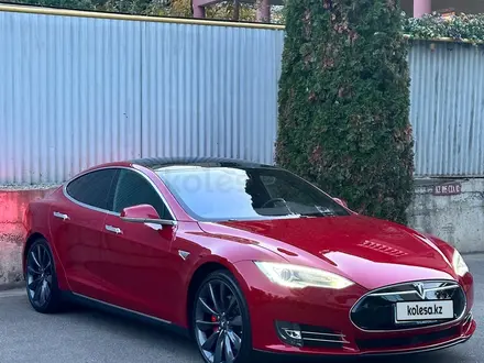 Tesla Model S 2015 года за 22 000 000 тг. в Алматы