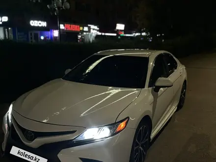 Toyota Camry 2020 года за 11 500 000 тг. в Актобе – фото 10